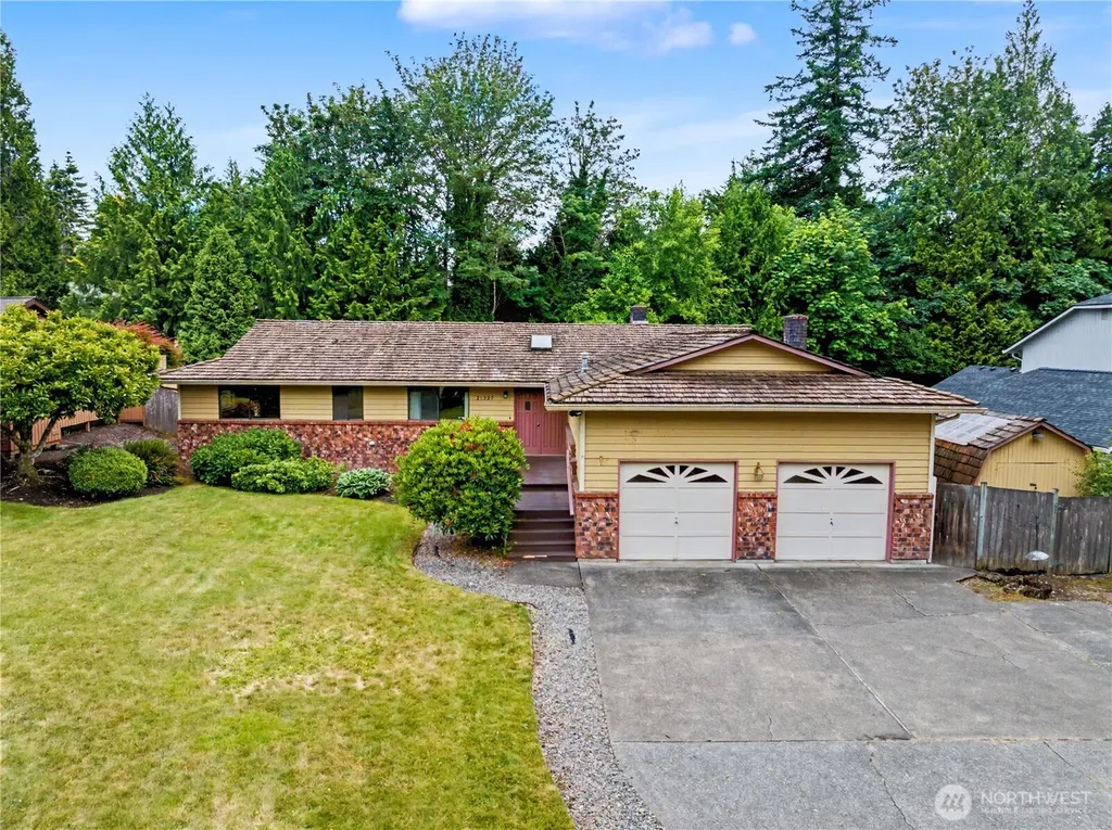21327 SE 252nd Place Maple Valley WA 98038
