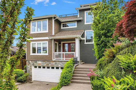 2607 W Newton Street Seattle WA 98199