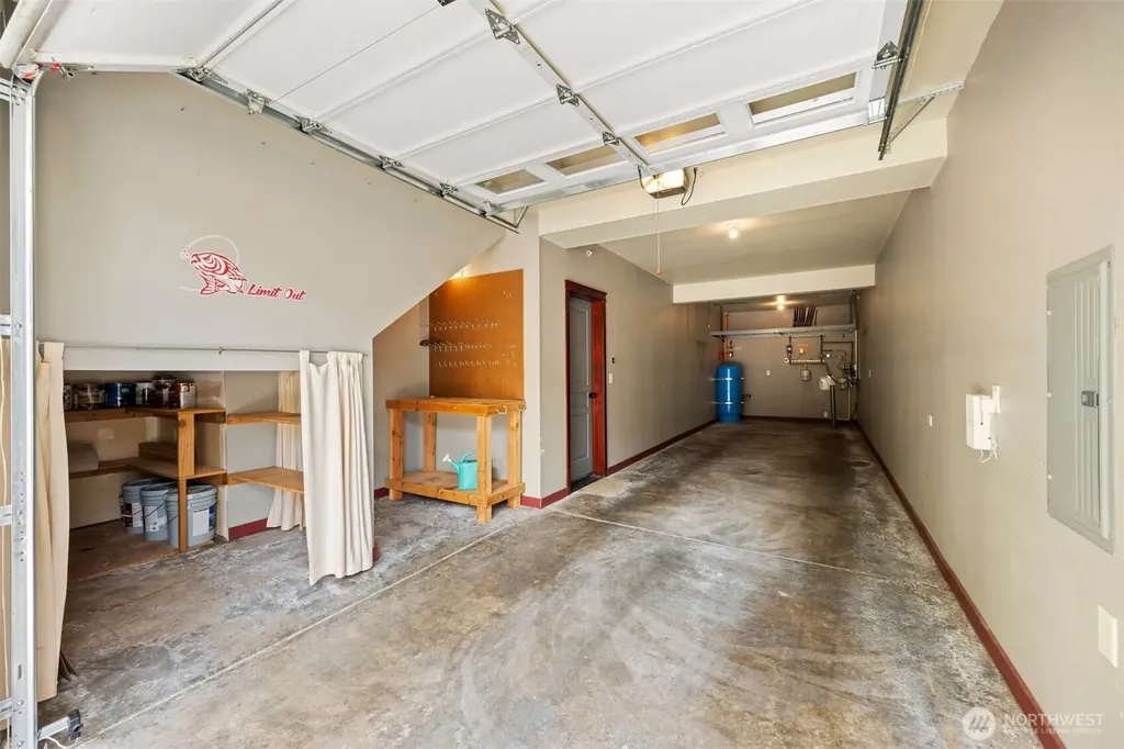 1829 95th Street SW Everett WA 98204
