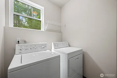 1829 95th Street SW Everett WA 98204