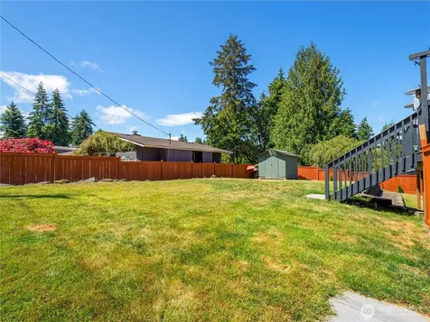 2103 306th Place Federal Way WA 98023