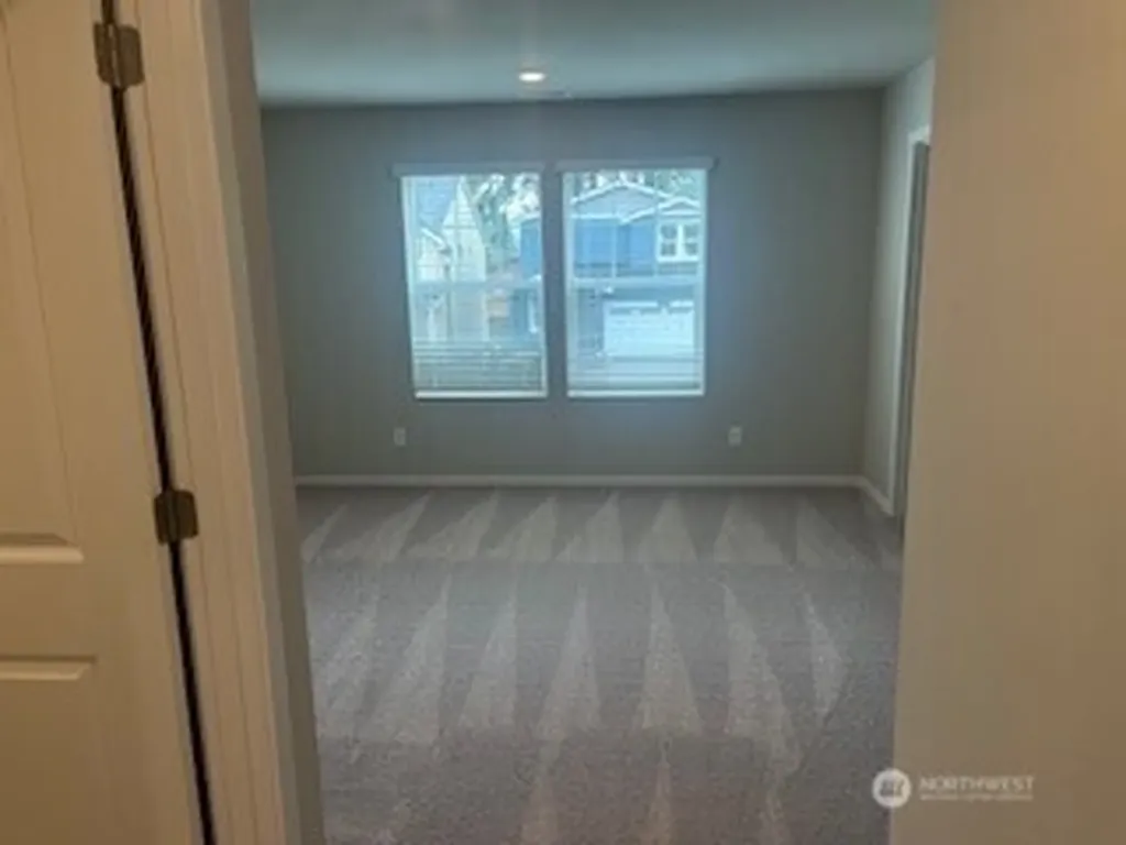 821 Bradley Street NE Lacey WA 98516