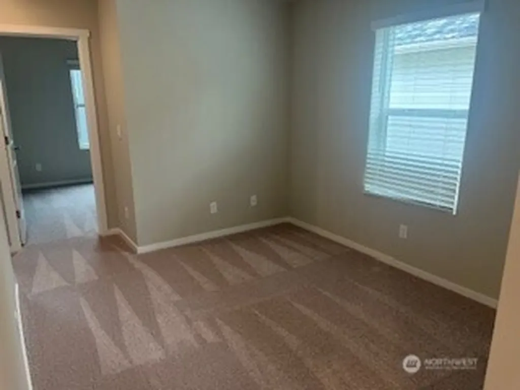 821 Bradley Street NE Lacey WA 98516