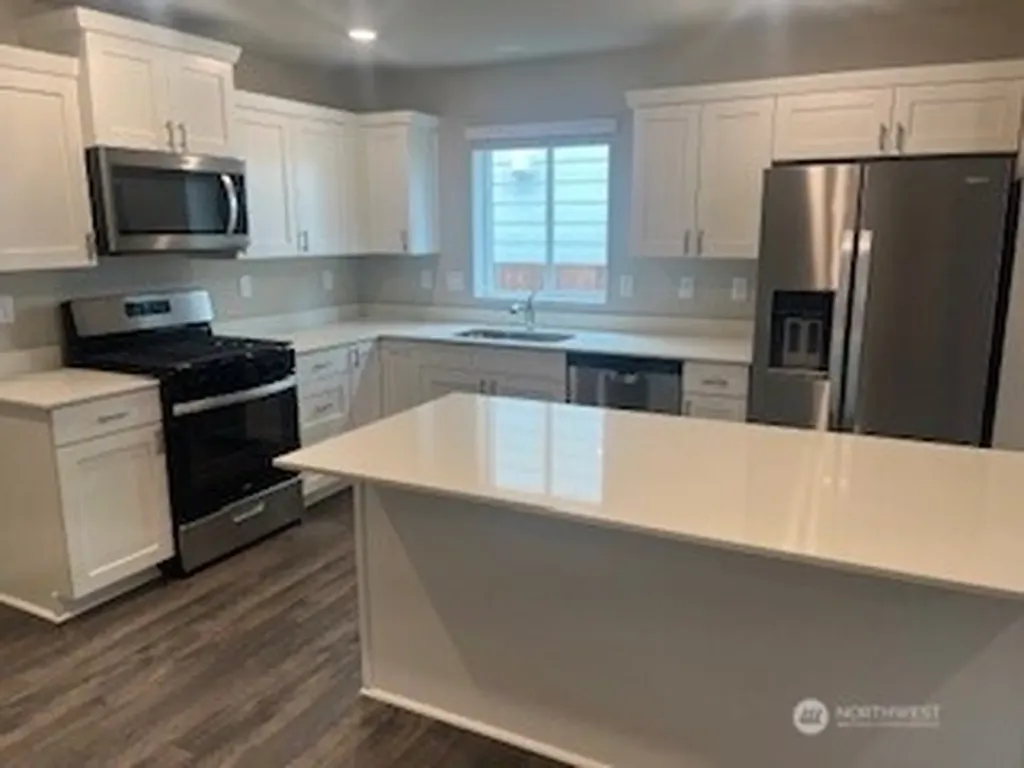 821 Bradley Street NE Lacey WA 98516