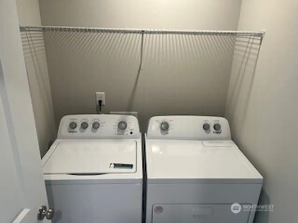 821 Bradley Street NE Lacey WA 98516