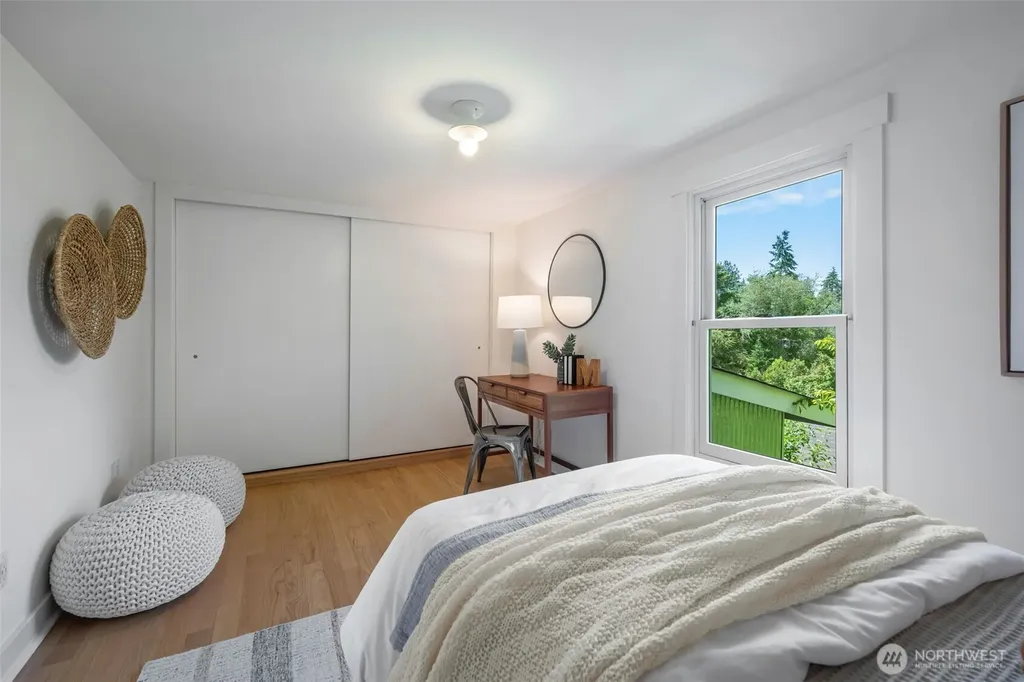 3033 NE 92nd Street Seattle WA 98115