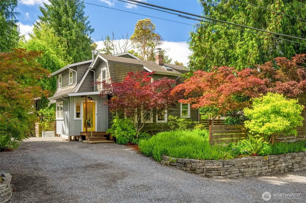 3033 NE 92nd Street Seattle WA 98115