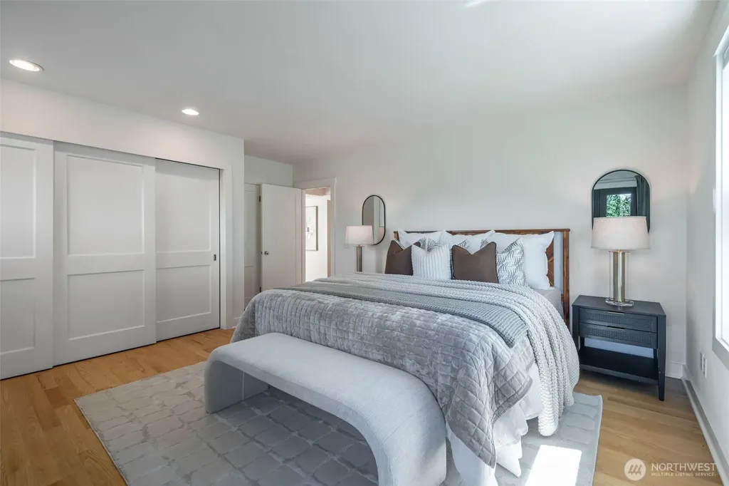 3033 NE 92nd Street Seattle WA 98115