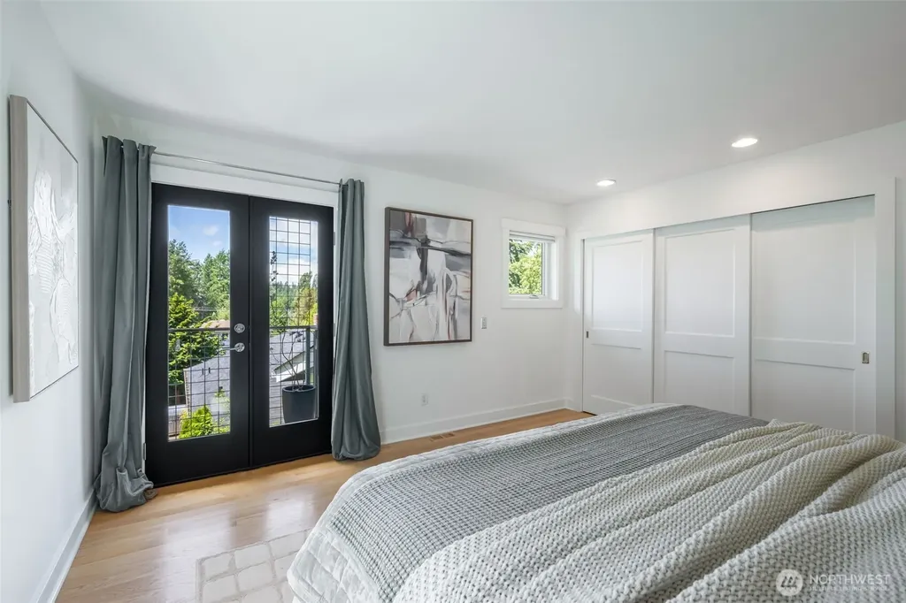 3033 NE 92nd Street Seattle WA 98115