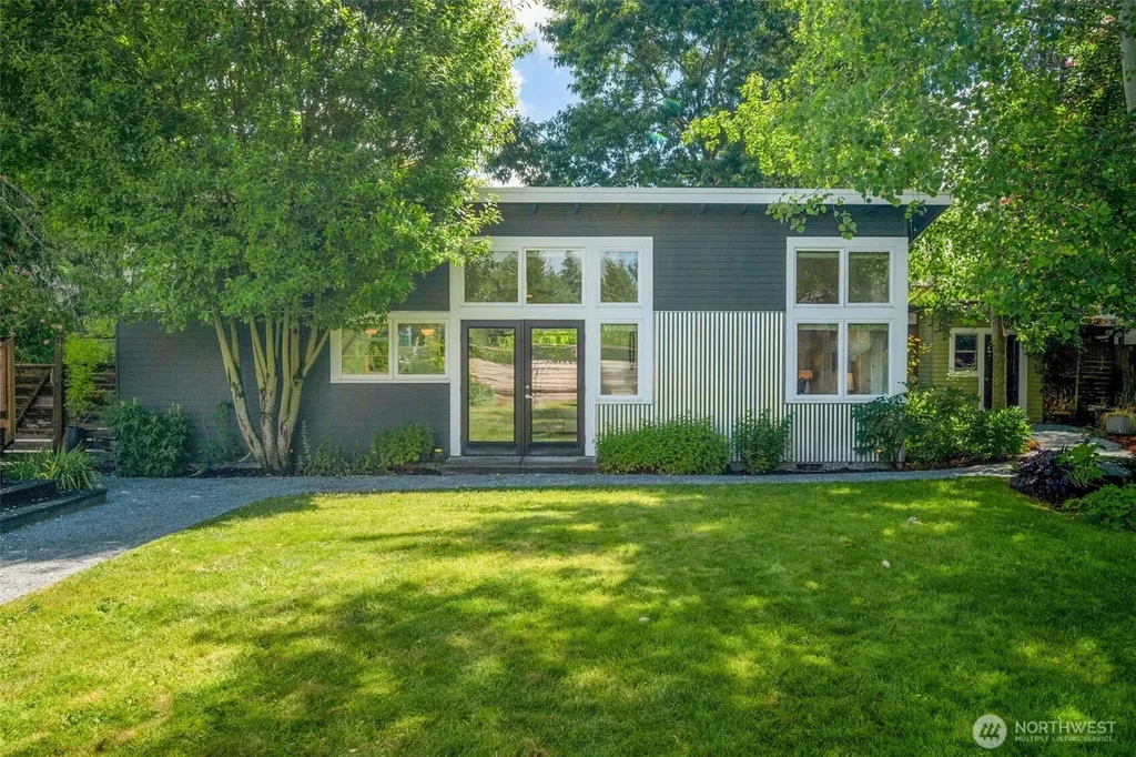 3033 NE 92nd Street Seattle WA 98115