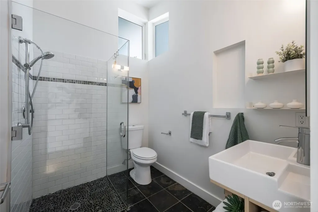 3033 NE 92nd Street Seattle WA 98115
