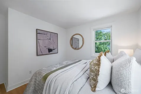 3033 NE 92nd Street Seattle WA 98115