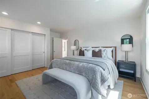 3033 NE 92nd Street Seattle WA 98115