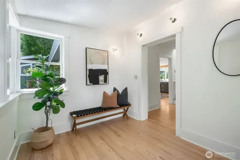 3033 NE 92nd Street Seattle WA 98115
