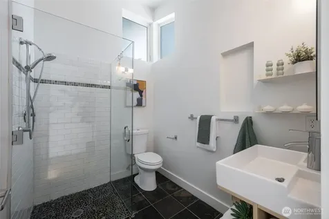 3033 NE 92nd Street Seattle WA 98115