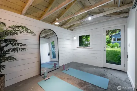 3033 NE 92nd Street Seattle WA 98115
