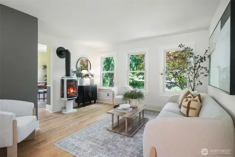 3033 NE 92nd Street Seattle WA 98115