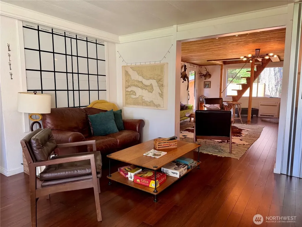 109 Mt Rainier Drive Packwood WA 98361