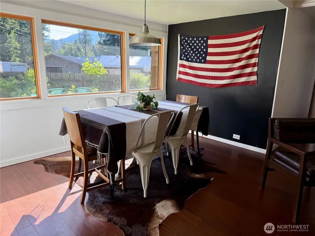 109 Mt Rainier Drive Packwood WA 98361