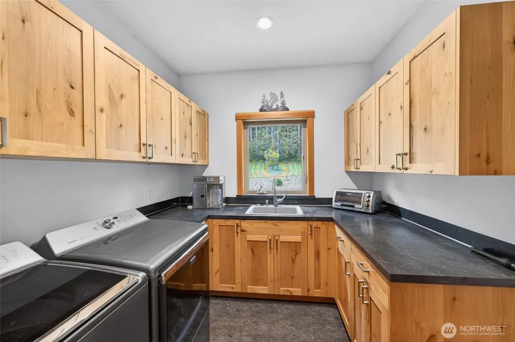 4300 Old Mill Road Port Angeles WA 98362