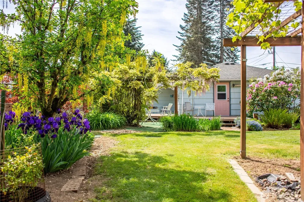 2702 Karen Frazier Road SE Olympia WA 98501
