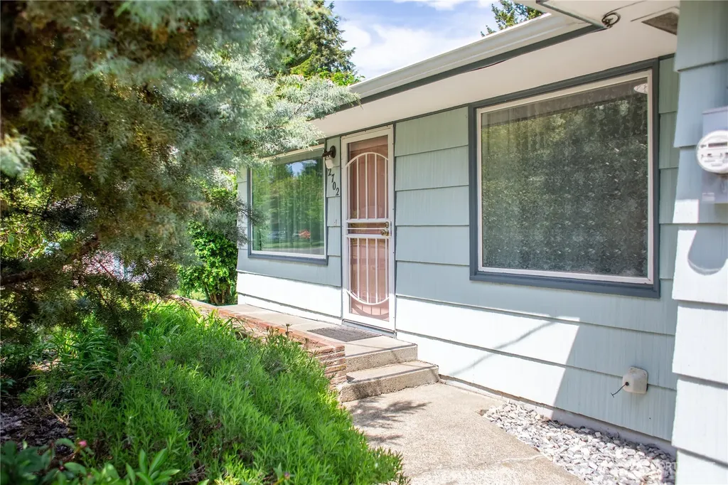 2702 Karen Frazier Road SE Olympia WA 98501