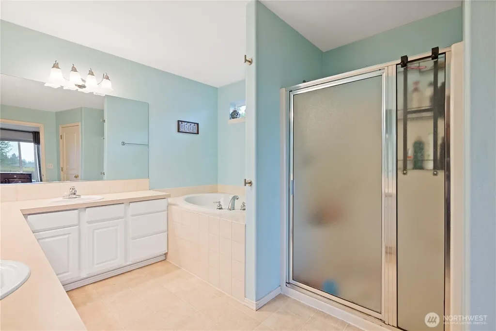 2350 Jathom Lane Longview WA 98632