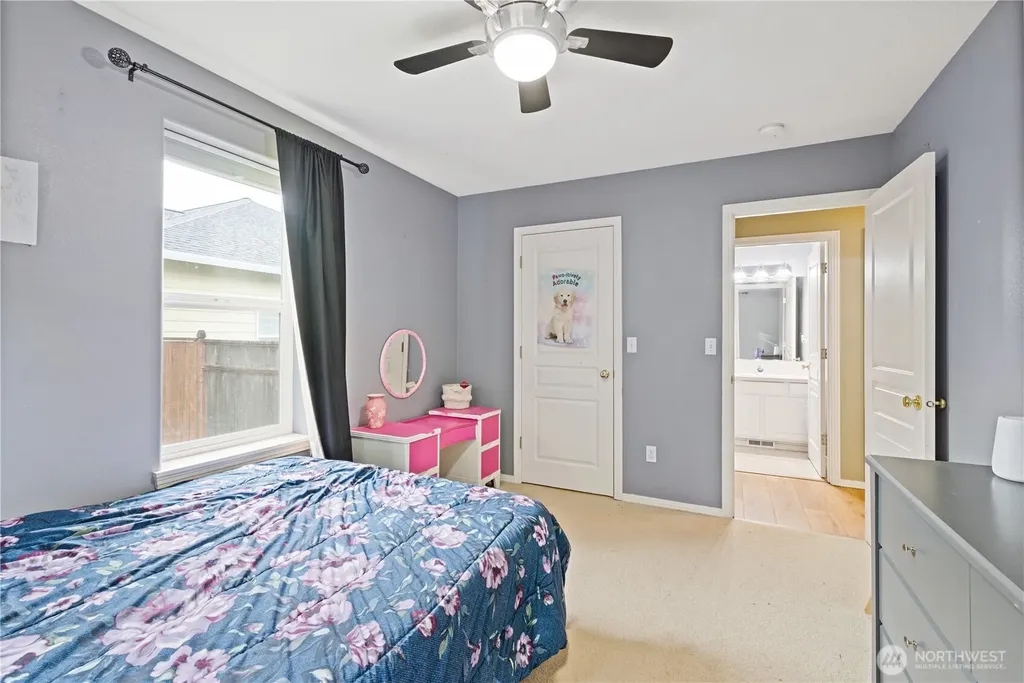 2350 Jathom Lane Longview WA 98632