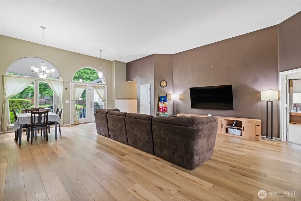 2350 Jathom Lane Longview WA 98632