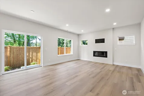 17915 Sunset Road Bothell WA 98012