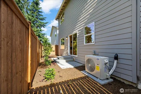 17915 Sunset Road Bothell WA 98012