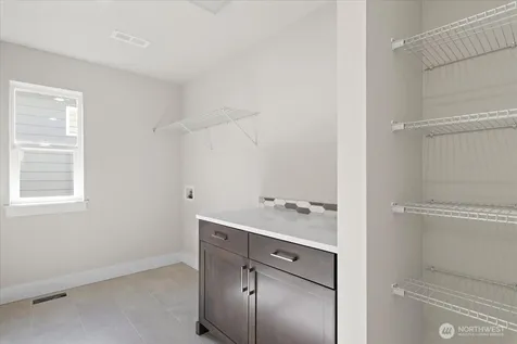 17915 Sunset Road Bothell WA 98012