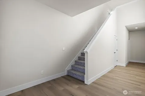 17915 Sunset Road Bothell WA 98012