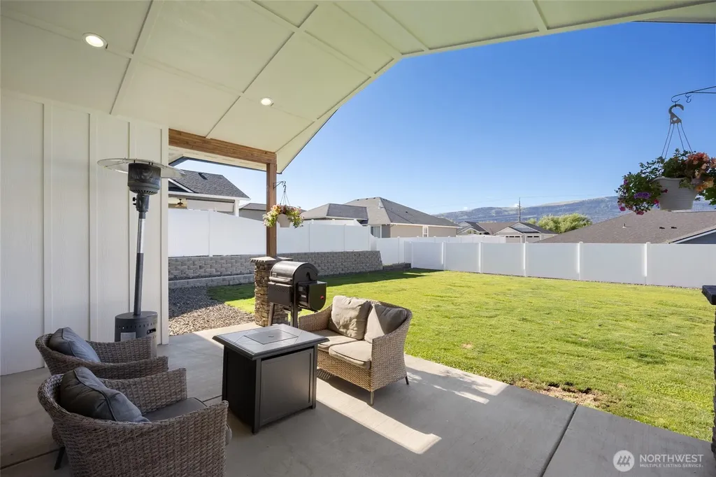 2590 Parkette Street SE East Wenatchee WA 98802