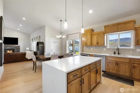 2590 Parkette Street SE East Wenatchee WA 98802