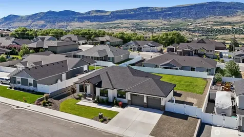2590 Parkette Street SE East Wenatchee WA 98802