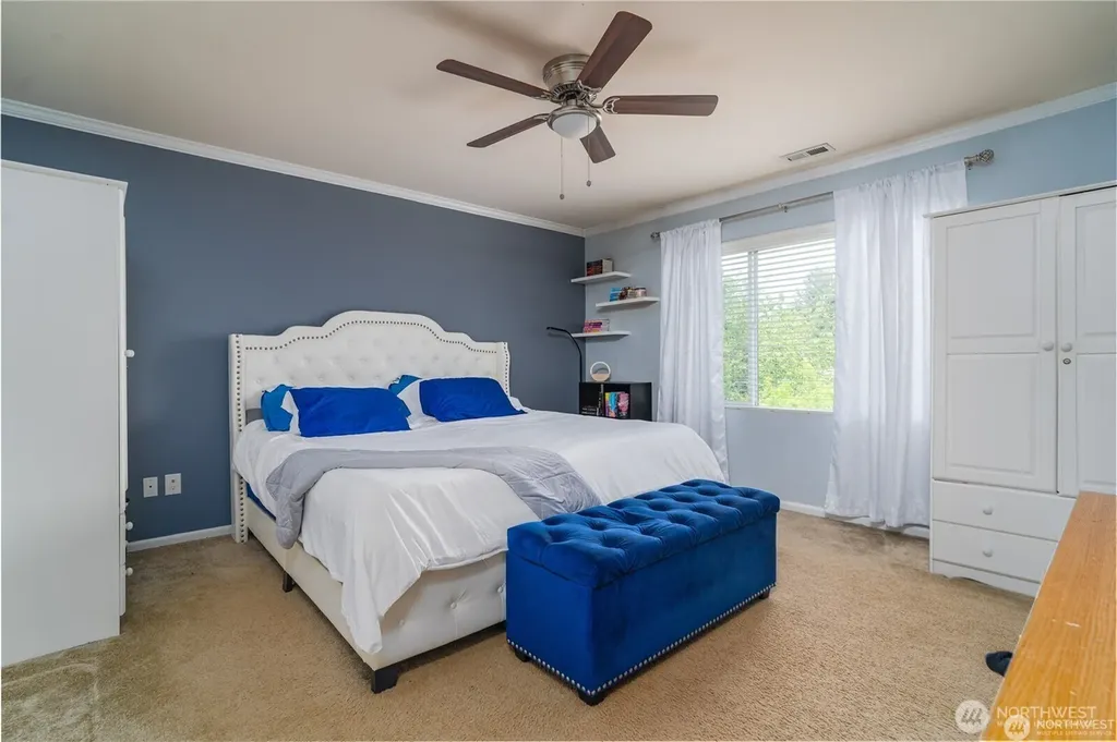 3017 Eagle Loop NE Olympia WA 98516