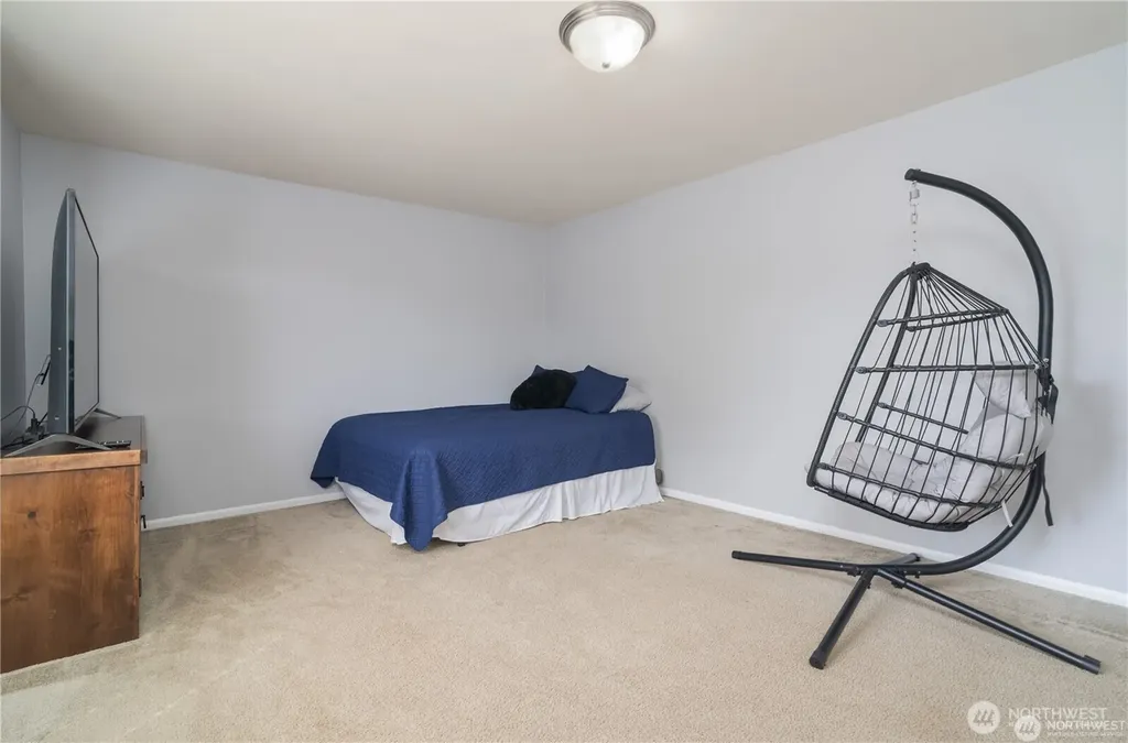 3017 Eagle Loop NE Olympia WA 98516
