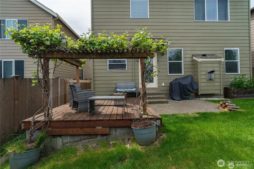 3017 Eagle Loop NE Olympia WA 98516