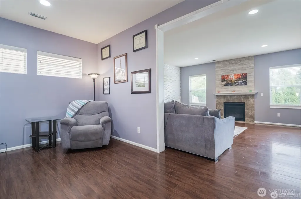 3017 Eagle Loop NE Olympia WA 98516