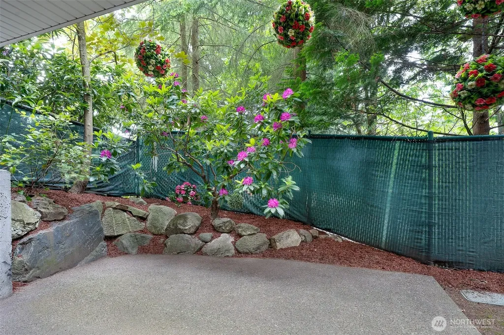 1475 N 200th Street Shoreline WA 98133