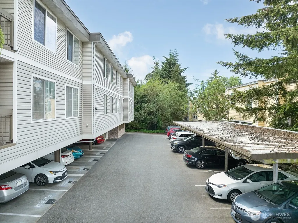 1475 N 200th Street Shoreline WA 98133