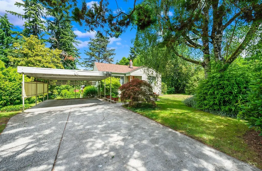 236 SW 131st Street Burien WA 98146