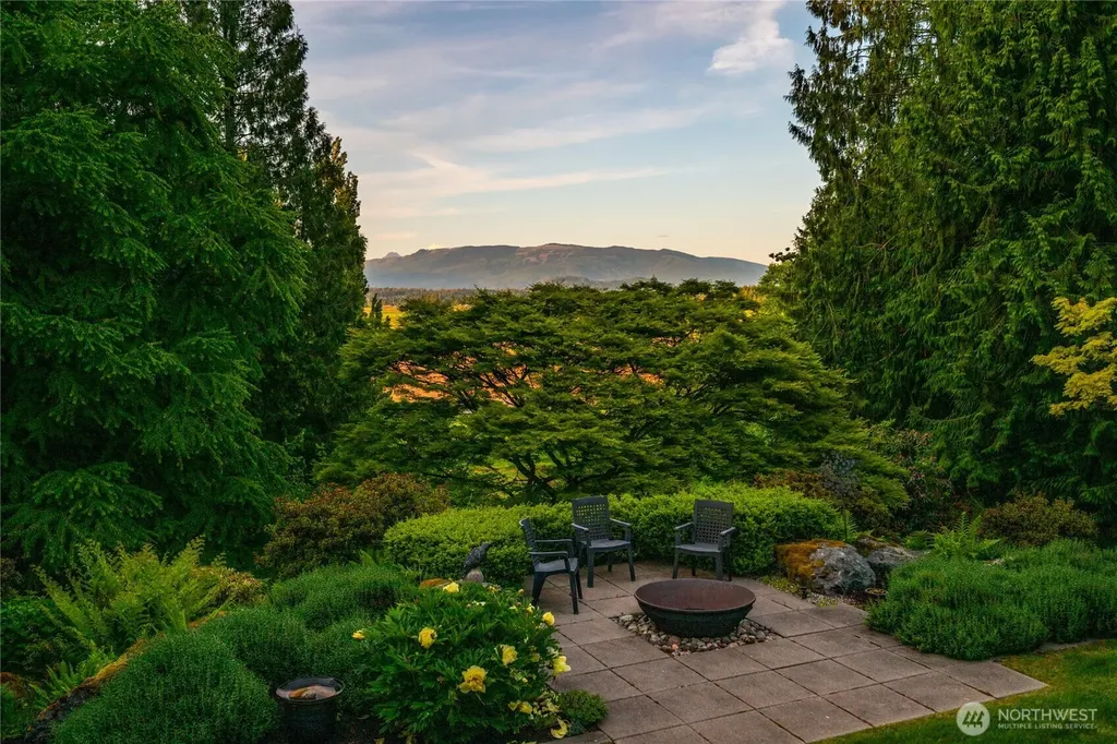 14940 Benson Heights Place Bow WA 98232