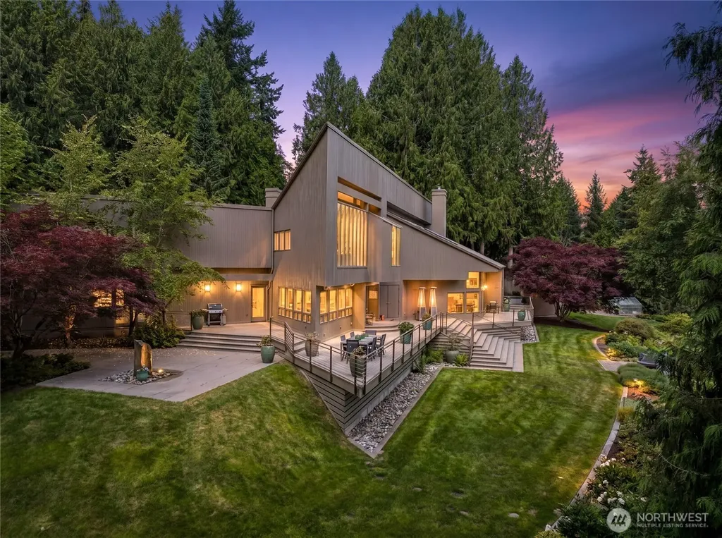 14940 Benson Heights Place Bow WA 98232