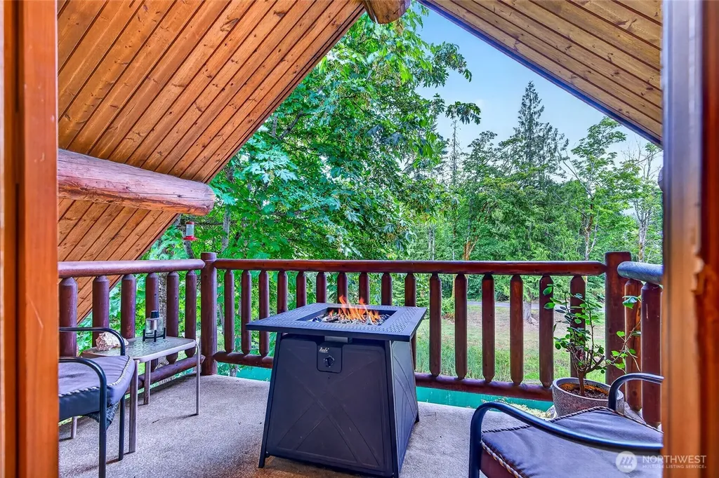 1154 Monroe Road Port Angeles WA 98362