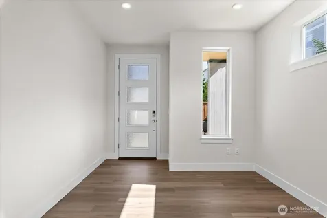 17921 Sunset Road Bothell WA 98012