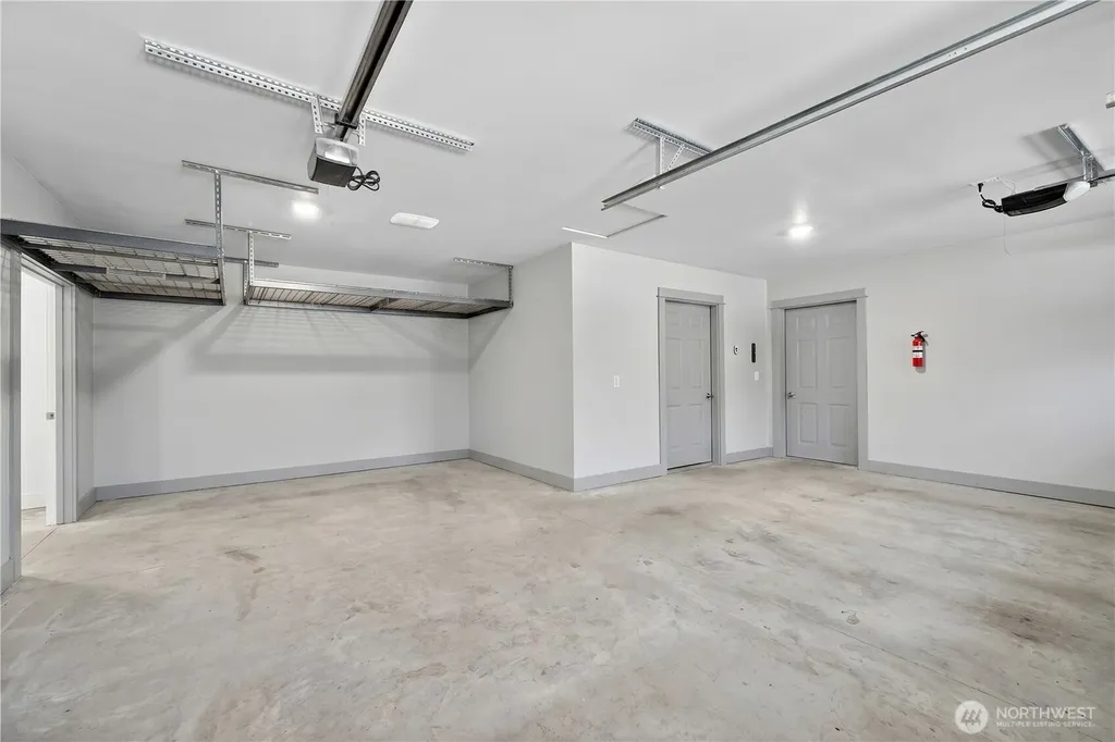 2729 Van Dee Avenue Greenbank WA 98253