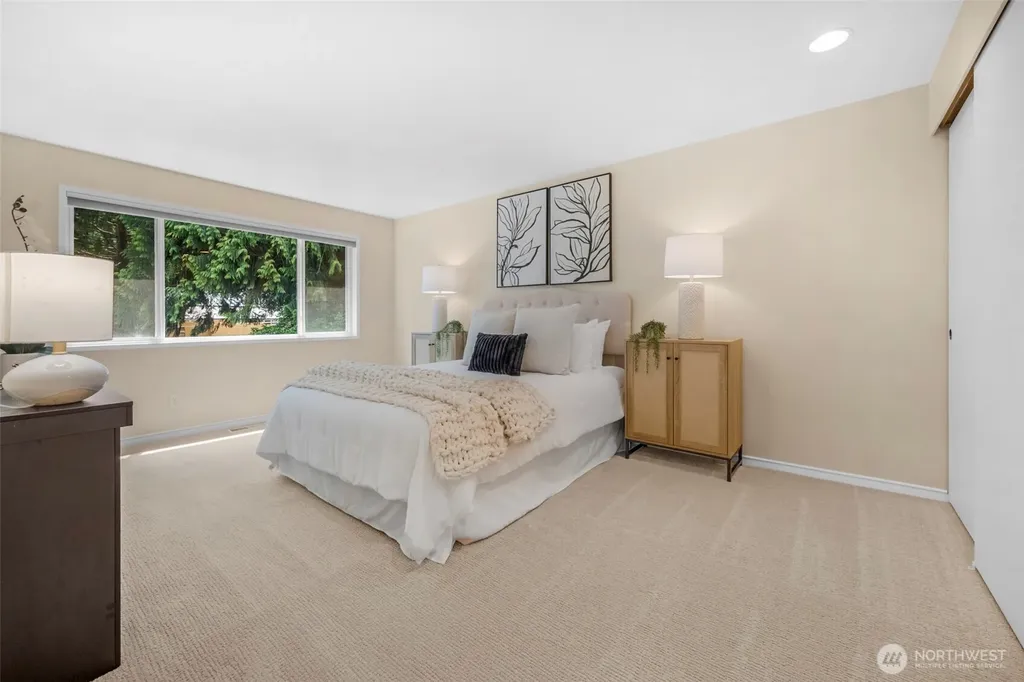 328 162nd Place SE Bothell WA 98012