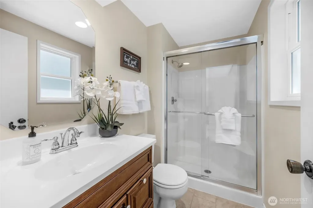 328 162nd Place SE Bothell WA 98012